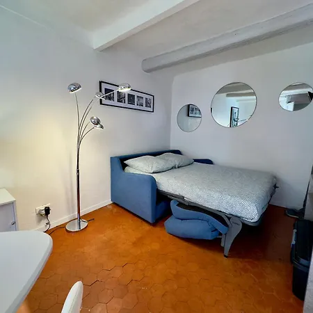 Apartment La Castre By Scls Locations *